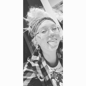 Meet your Posher, Carly